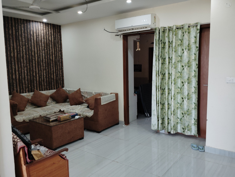 3 BHK Apartment 1300 Sq.ft. for Sale in Patiala Road, Zirakpur