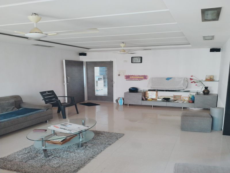 3 BHK Apartment 1835 Sq.ft. for Sale in Adajan, Surat