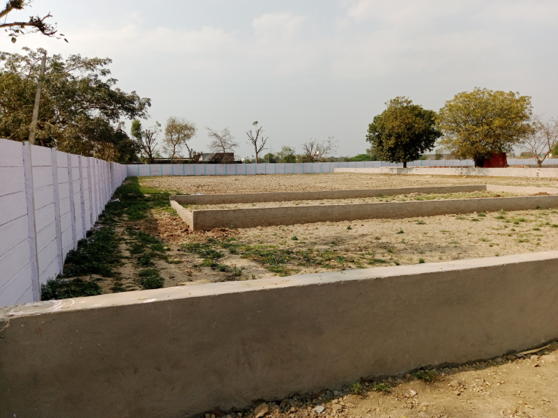  990 Sq.ft. Residential Plot for Sale in Gwalior Road, Gwalior Road, Agra