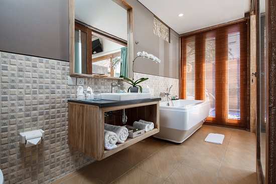 Bathrooms Image