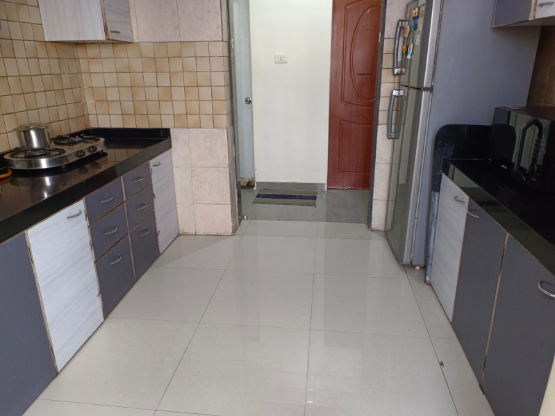 2 BHK Apartment 850 Sq.ft. for Rent in Kandivali West, Mumbai