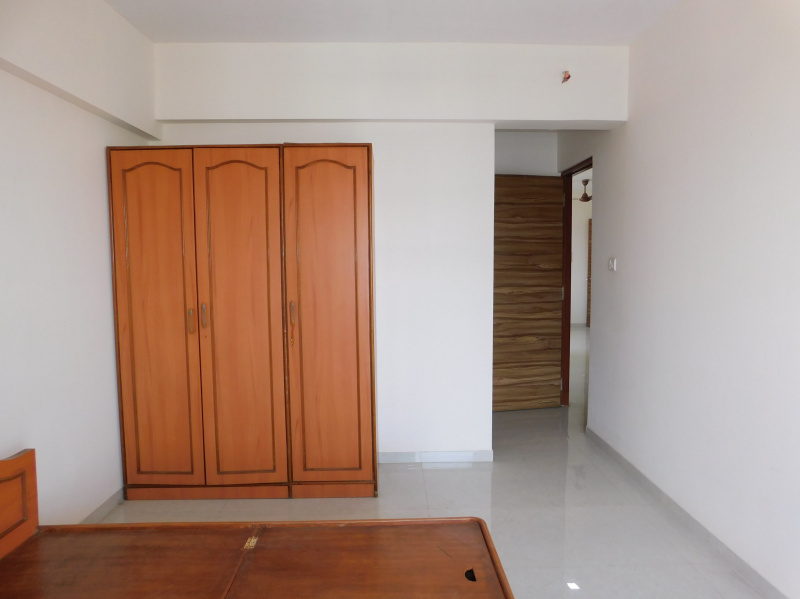 3 BHK Apartment 1300 Sq.ft. for Sale in Chandavarkar Road, Borivali West, Mumbai