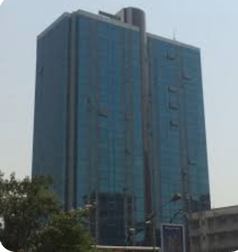 Office Space 425 Sq.ft. for Rent in Link Road, Kandivali West, Mumbai