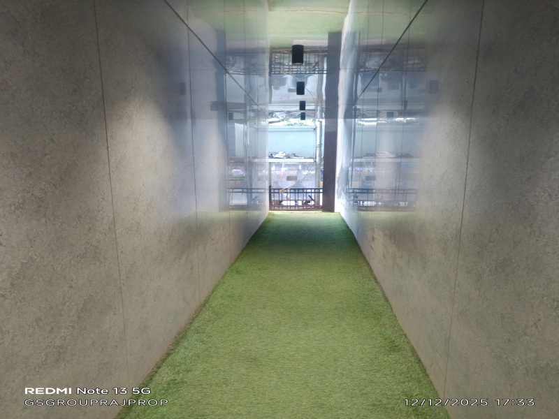  360 Sq.ft. Office Space for Rent in Jethava Nagar, Kandivali West, Mumbai