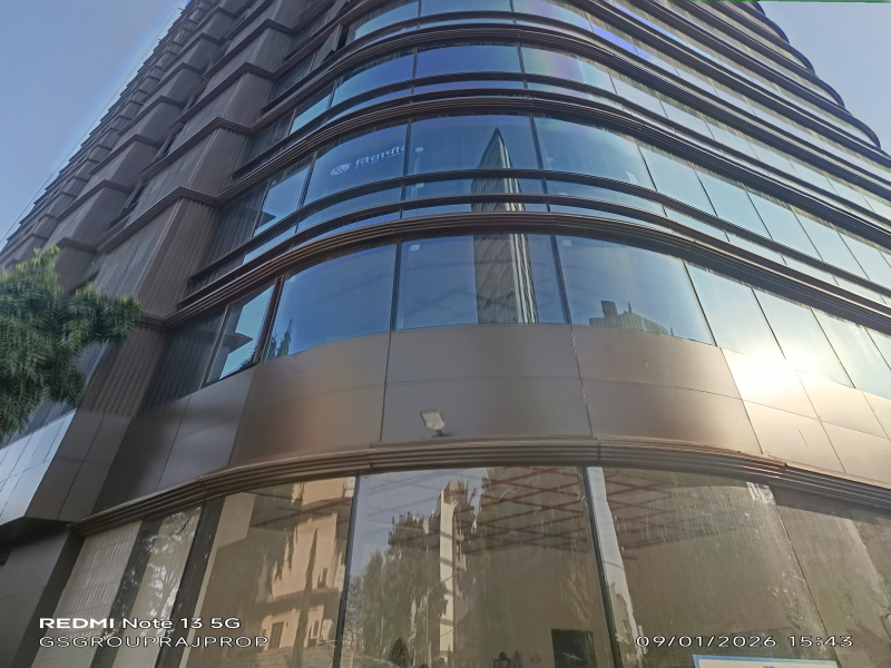  290 Sq.ft. Commercial Shop for Rent in Daulat Nagar, Borivali East, Mumbai