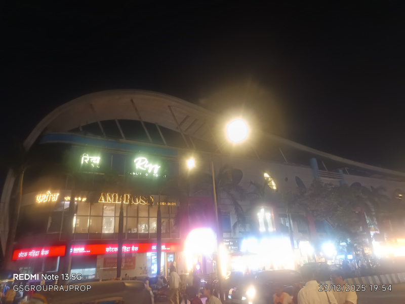  144 Sq.ft. Office Space for Rent in Kandivali West, Mumbai