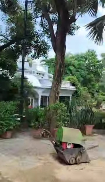 5 BHK Farm House 3 Acre for Sale in Chattarpur Extension, Delhi