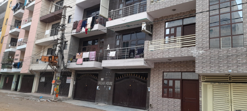 2 BHK Apartment 630 Sq.ft. for Rent in Rajendra Park, Sector 105 Gurgaon