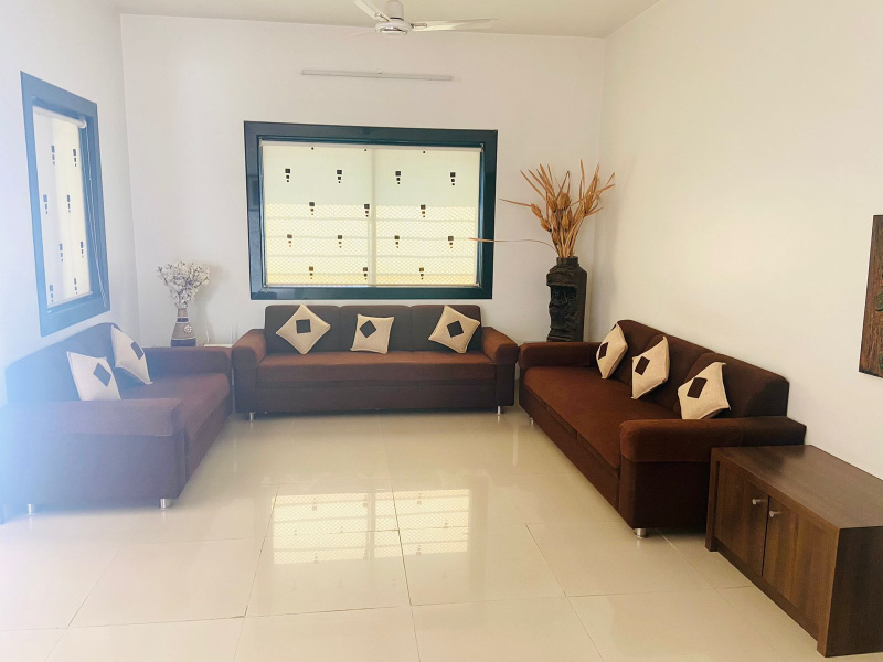 3 BHK Apartment 1200 Sq.ft. for Sale in Kalawad Road, Rajkot