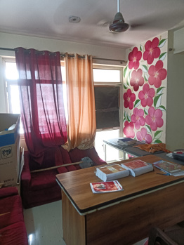 2 BHK Flat for Rent in Crossing Republik, Ghaziabad