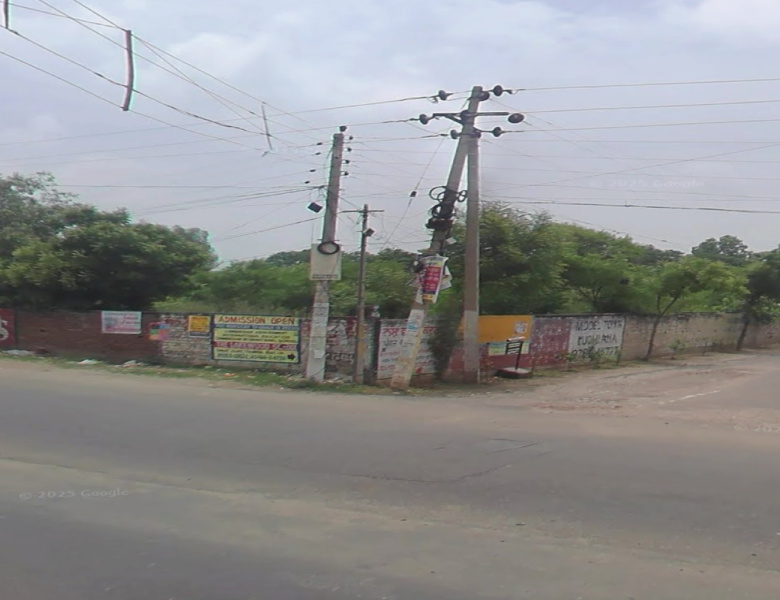  Commercial Land 1700 Sq. Yards for Sale in Pakhowal Road, Ludhiana