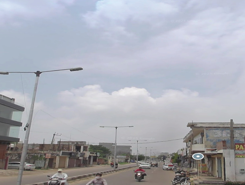  Commercial Land 1700 Sq. Yards for Sale in Pakhowal Road, Ludhiana