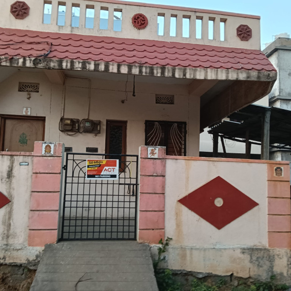 2 BHK House 72 Sq. Yards for Sale in Vatluru, Eluru