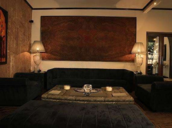 8 BHK House for Sale in Panchsheel Park, Delhi