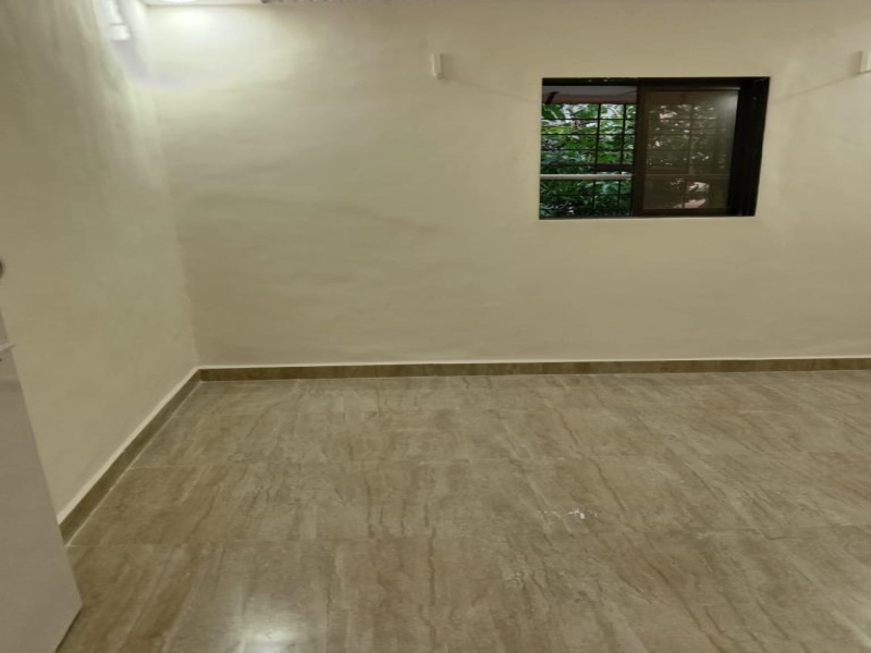 1 BHK Residential Apartment 550 Sq.ft. for Rent in Juhu Tara Road
