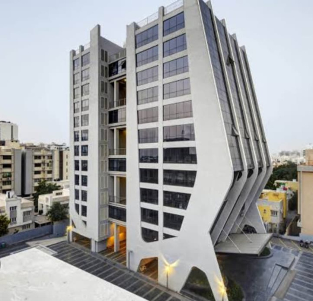  Office Space 1337 Sq.ft. for Rent in Prahlad Nagar, Ahmedabad