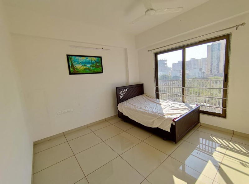 3 BHK Apartment 261 Sq. Yards for Rent in Chandkheda, Ahmedabad