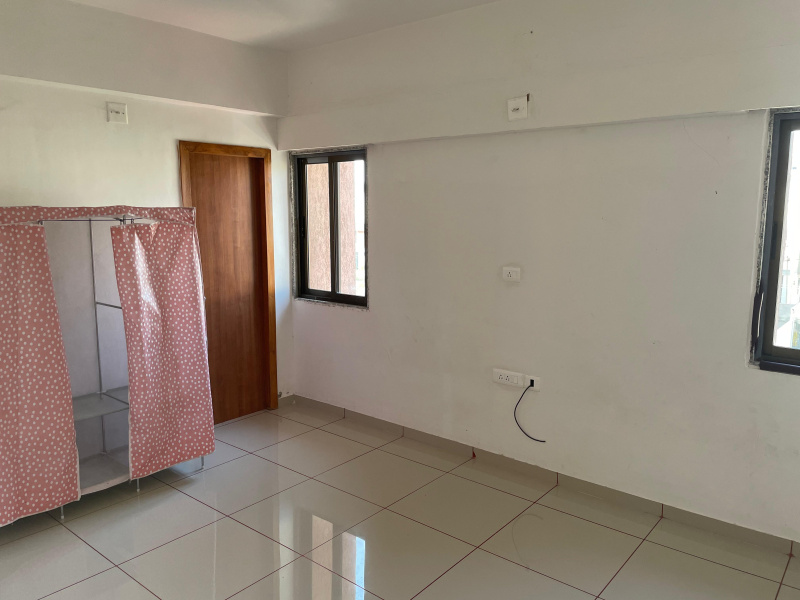 3 BHK Apartment 261 Sq. Yards for Rent in Chandkheda, Ahmedabad