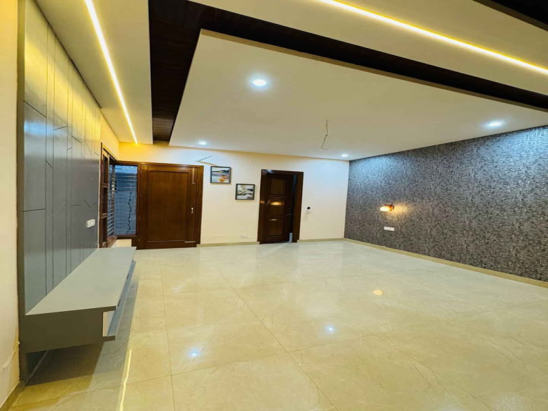 4 BHK Villa 1090 Sq.ft. for Sale in Airport Road, Chandigarh