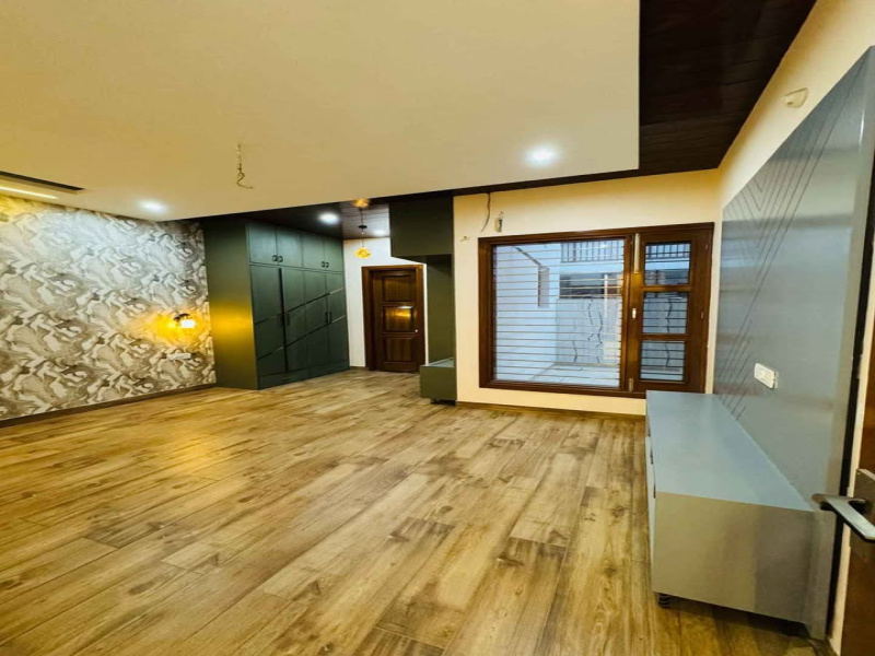 3.5 BHK Apartment 1390 Sq.ft. for Sale in Airport Road, Chandigarh
