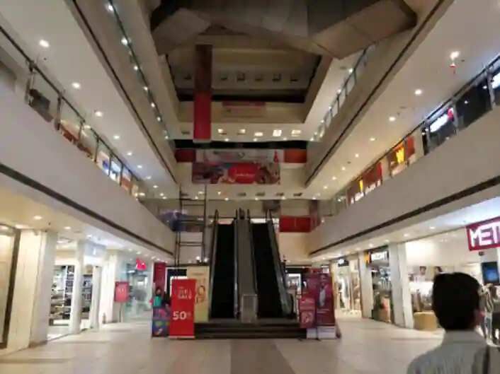  Commercial Shop 500 Sq.ft. for Rent in Bank More, Dhanbad