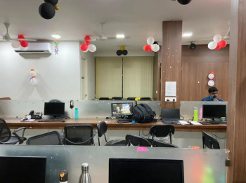 Commercial Shop for Rent in Science City, Ahmedabad