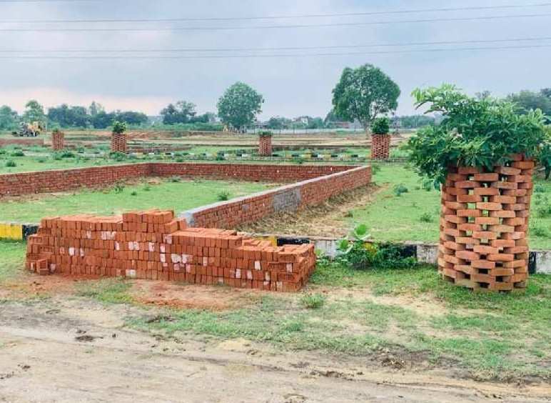  1000 Sq.ft. Residential Plot for Sale in Gomti Nagar Extension, Lucknow