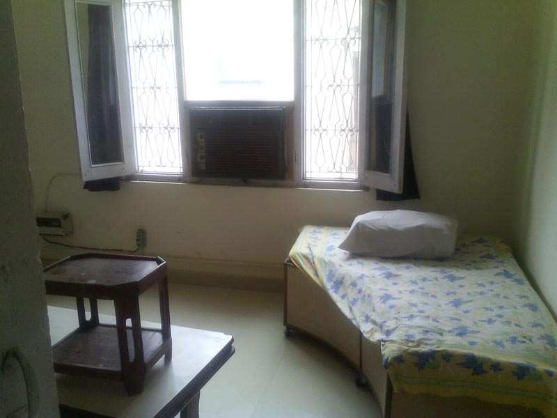 1 BHK 200 Sq. Yards Builder Floor for Rent in Nizamuddin, Delhi