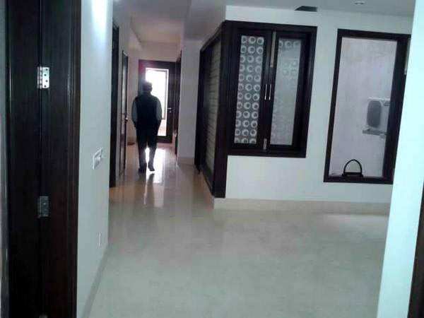 4 BHK Builder Floor 2400 Sq.ft. for Rent in basant Lok, Vasant Vihar, Delhi