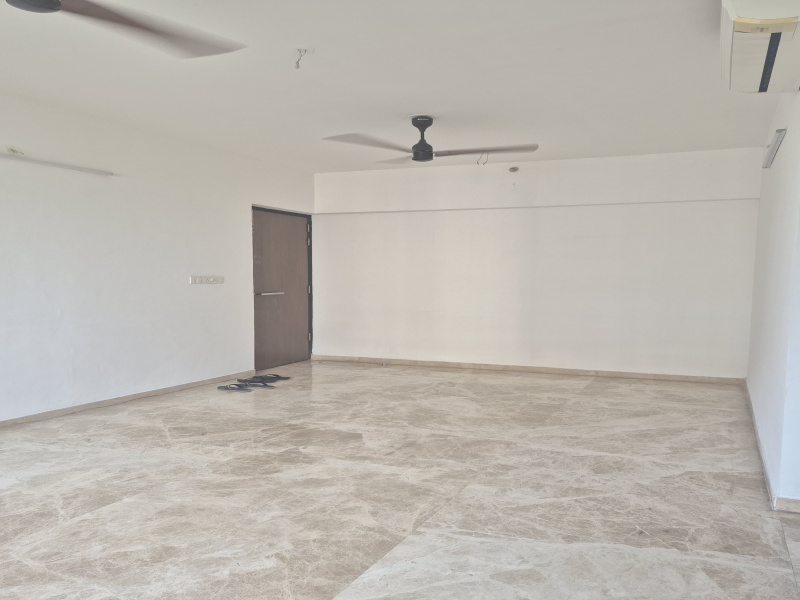 3 BHK 825 Sq.ft. Apartment for Rent in Bhayanderpada, Thane