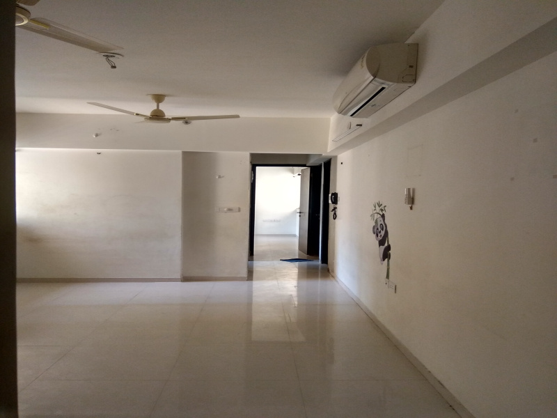 1 BHK 1500 Sq.ft. Apartment for Rent in Bhayanderpada, Thane