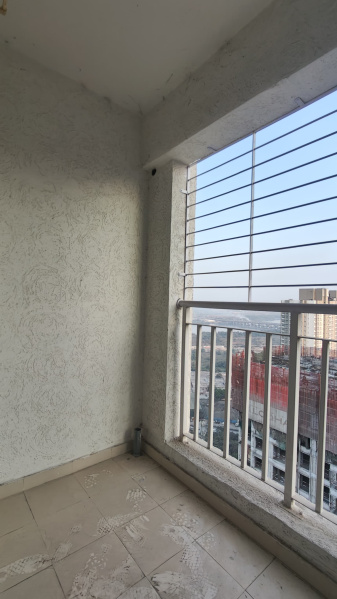 3 BHK 955 Sq.ft. Apartment for Rent in Kolshet Road, Thane