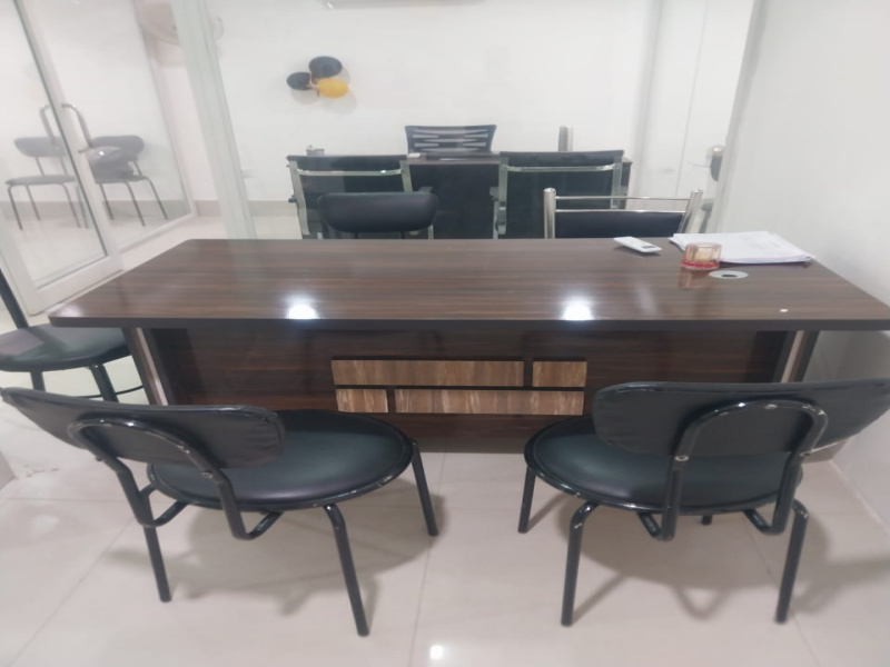  Office Space 2650 Sq.ft. for Rent in Lahurabir, Varanasi