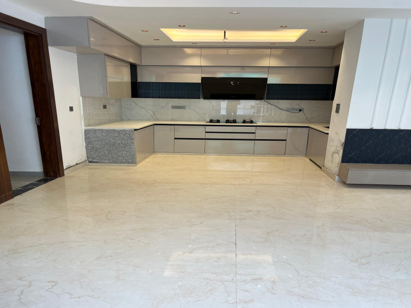 4 BHK Builder Floor 210 Sq. Yards for Sale in Anand Vihar, Kaushambi