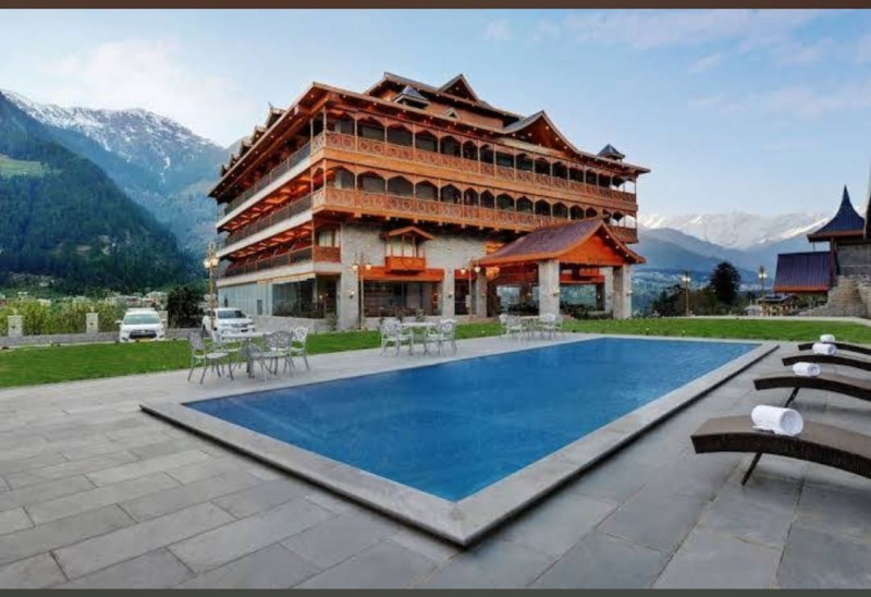  Hotels 700000 Sq.ft. for Sale in Rohtang Road, Manali