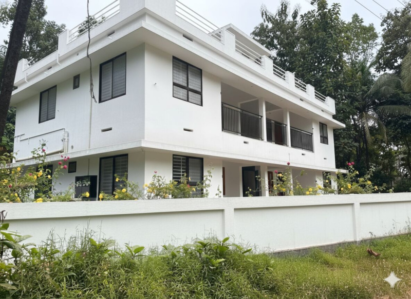 2 BHK 850 Sq.ft. Apartment for Rent in Mattannur, Kannur