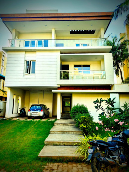 4 BHK Villa for Sale in Akkarai, Chennai