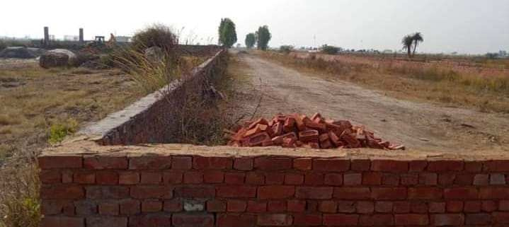  50 Sq. Yards Commercial Land for Sale in Tappal, Aligarh
