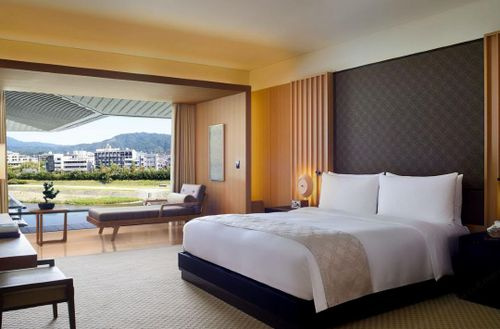  Hotels 350000 Sq.ft. for Rent in Viman Nagar, Pune