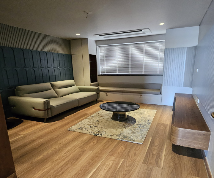 6 BHK Apartment 5600 Sq.ft. for Sale in Kharadi, Pune
