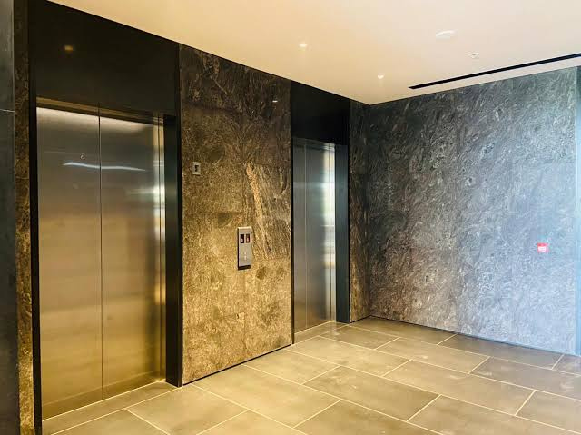  Office Space 2150 Sq.ft. for Sale in Koregaon Park, Pune
