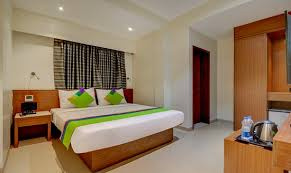  12000 Sq.ft. Hotels for Sale in Tingre Nagar, Pune