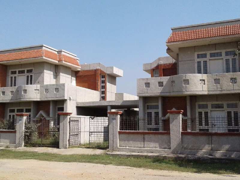 4 BHK House & Villa 200 Sq. Meter for Sale in Sigma 3, Greater Noida