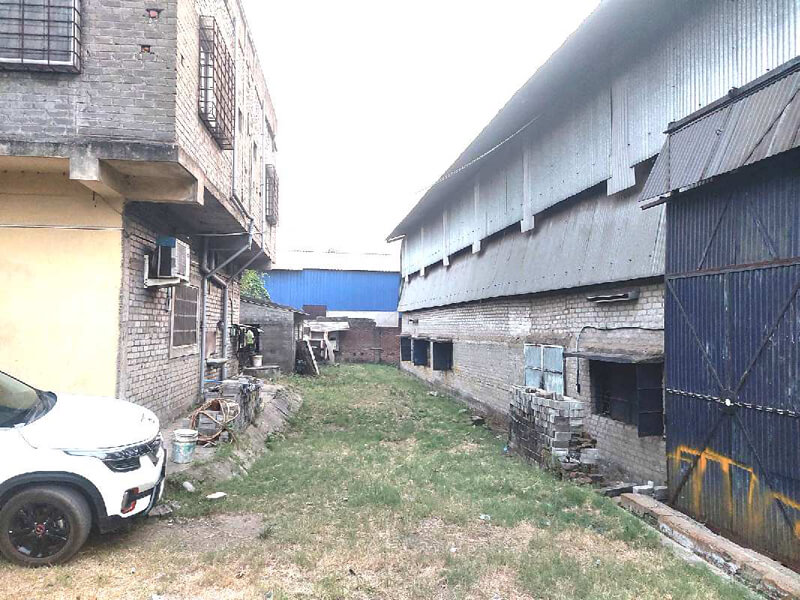 Warehouse 15000 Sq.ft. for Sale in Jamuria, Asansol