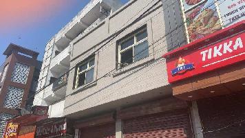  Commercial Shop for Rent in Krishna Nagar Extension, Delhi