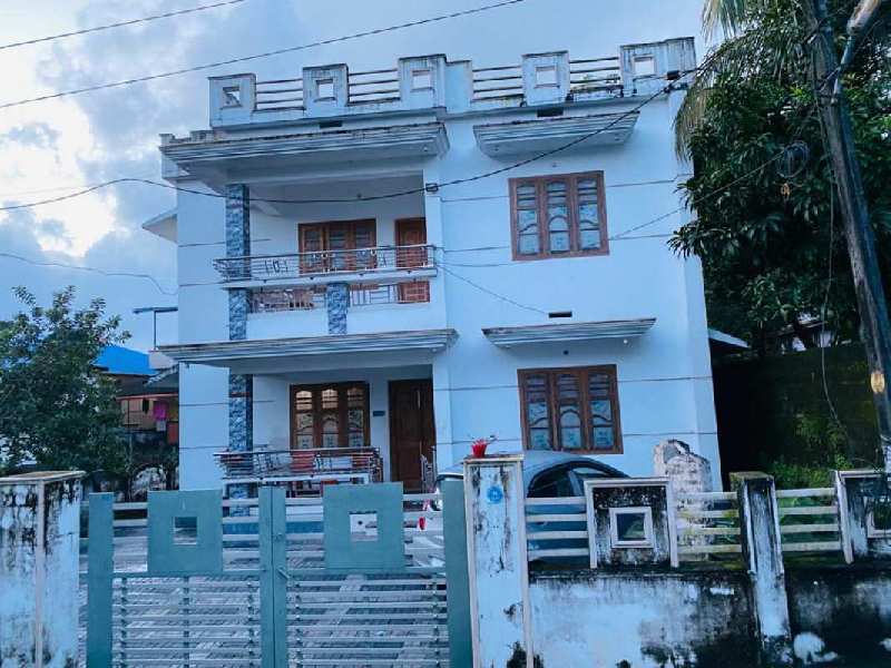 5 BHK House 1100 Sq.ft. for Sale in Mannarkkad, Palakkad