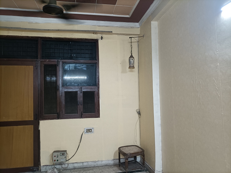 2 BHK 1000 Sq.ft. Apartment for Rent in Kaushambi, Ghaziabad