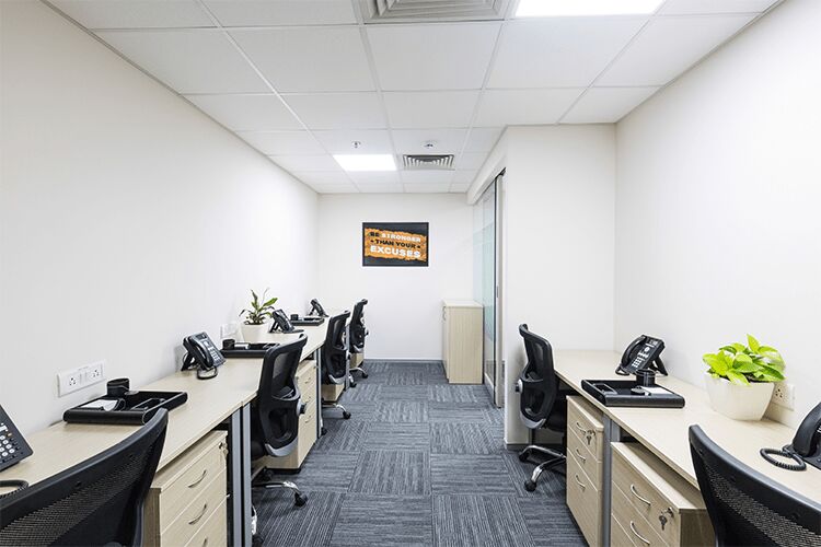  Office Space 8000 Sq.ft. for Sale in Sector 33 Gurgaon