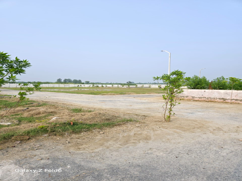  Residential Plot 100 Sq. Yards for Sale in Yamuna Expressway, Greater Noida
