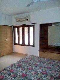 3 BHK Flat for Rent in Alkapuri, Vadodara